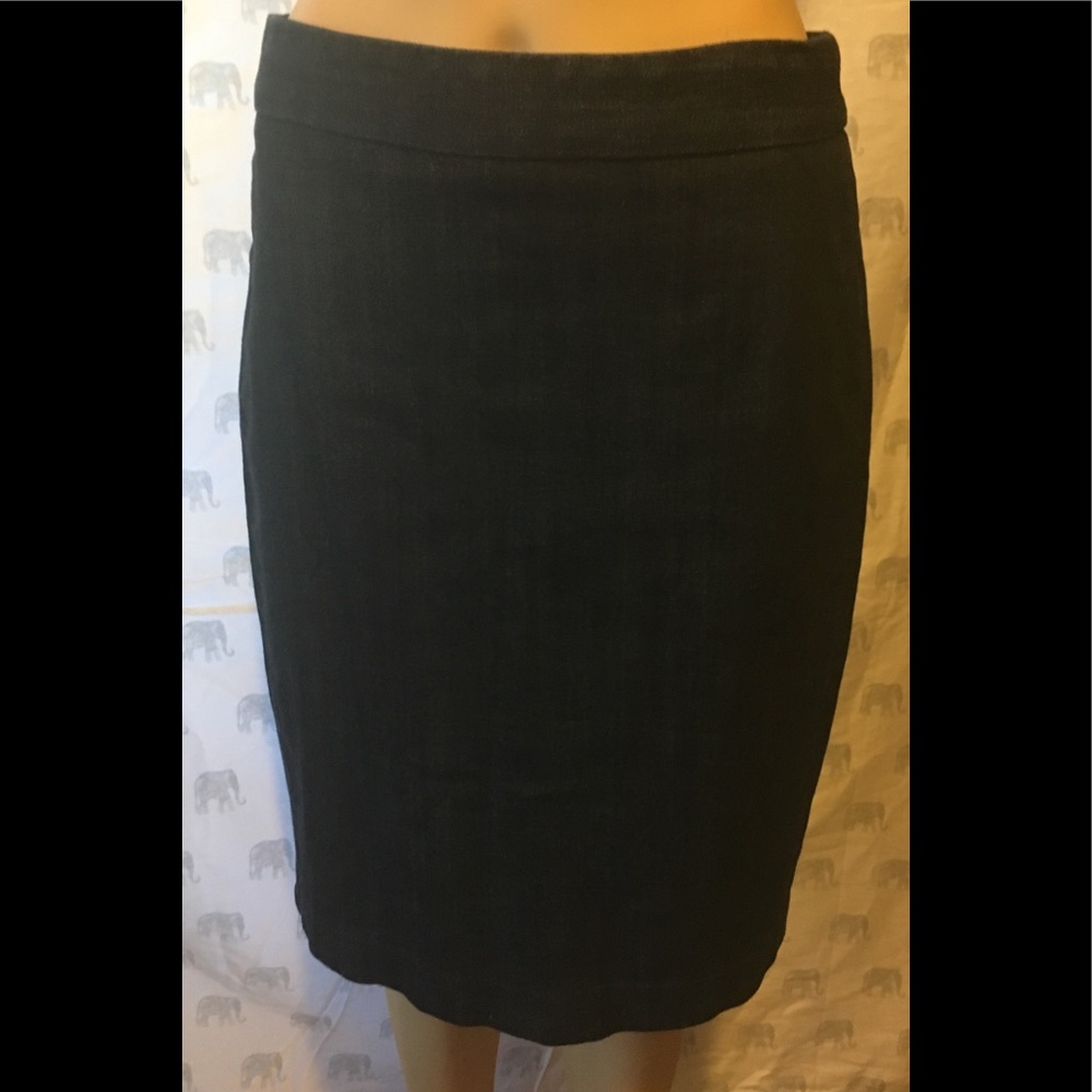 J. Crew Stretch Denim Pencil skirt Size 4